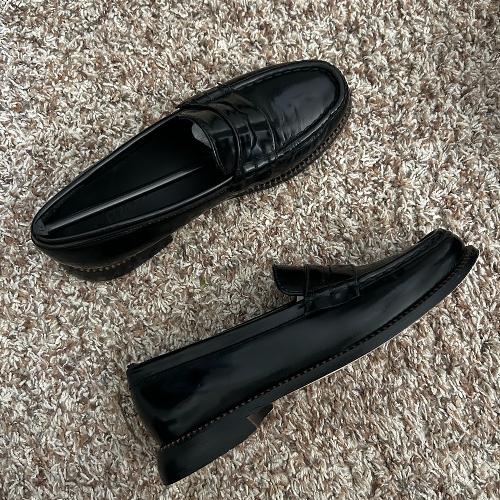 Freda Salvador Elba Loafer in Black